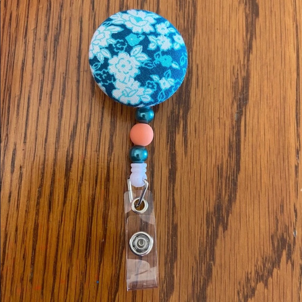 Handmade Peach and Teal Pearl Interchangeable Badge Reel.